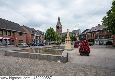 Brecht, Antwerp, Belgium, July 2022, Fountain And Historical Buildings At The Old Market Square