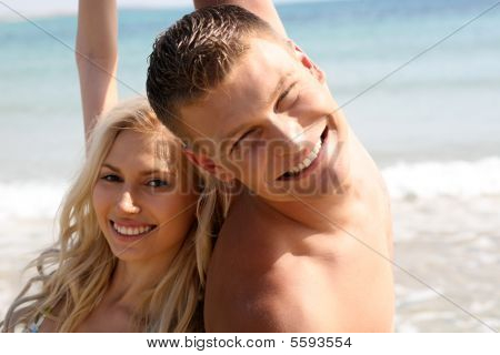 Gros plan de jeune Couple