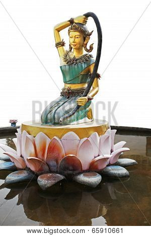 Phra mae Thorani