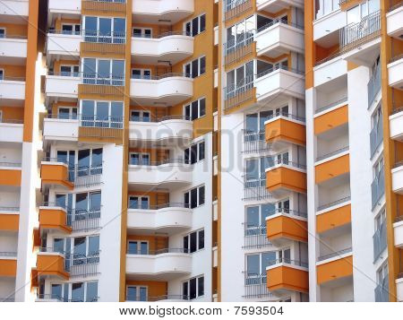 Immeuble moderne de gratte-ciel