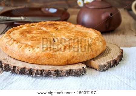 Flacky Dough Pie With Meat And Vegetables