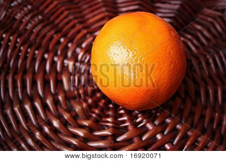 Orange auf einen basket
