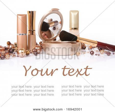 cosmetici isolati on white background