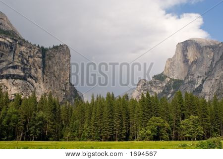Half Dome e Royal Arches In Valle di Yosemite