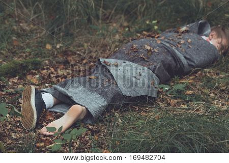 Body Of Murder Victim Wrapped In Sheets