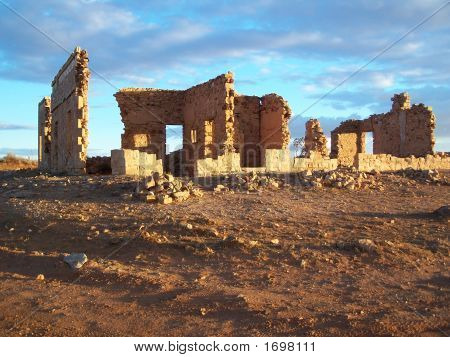 Rovine 175