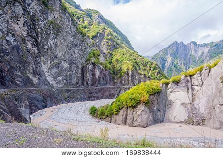 View Over Lahich River Bed Torrent