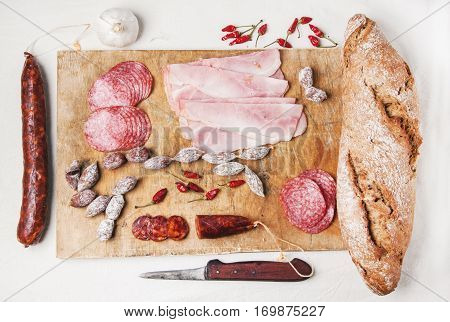 Sausage And Bread