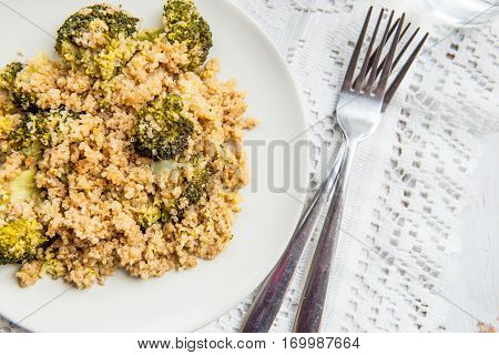 Warm Detox Salad From Quinoa And Broccolli