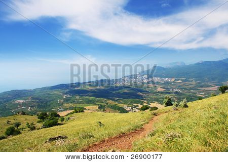 Прекрасный летний пейзаж с моря
