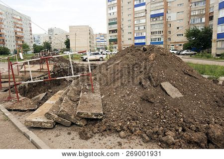 Sewerage Repair On July 14, 2018, Russia, Sterlitamak, Gogol Street.