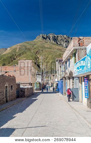 Chivay, Peru - May 29, 2015: Street In Chivay Village, Near Colca Canyon Peru