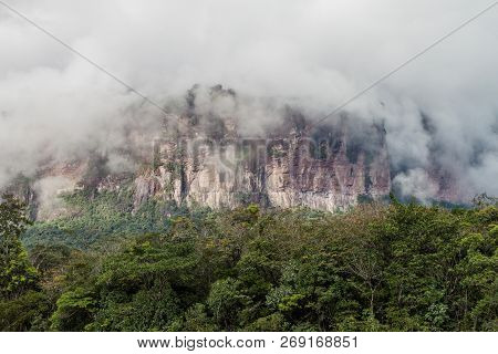 Tepui Table Mountain Auyan In National Park Canaima, Venezuela