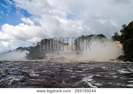 Canaima Lagoon Waterfalls At River Carrao In Venezuela