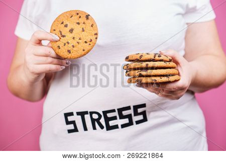 Stress, Eating Problems, Bulimia, Compulsive Overeating, Sugar Addiction, Weight Gain. Overweight Wo