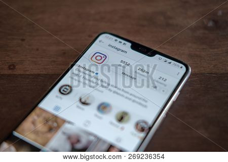 Chiangmai, Thailand - Nov 17,2018: Woman Hand Holding Oneplus6 Digital Mobile Phone With Instagram A