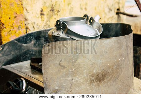 Varanasi India November 10, 2018 View Of A Tea Pot And Glasses Of A Unknown People Selling Chai In A