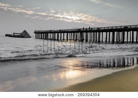 Sunset Over Seacliff Pier And Ss Palo Alto Shipwreck. Seacliff State Beach, Santa Cruz County, Calif