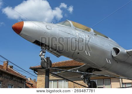 Plane  Batak