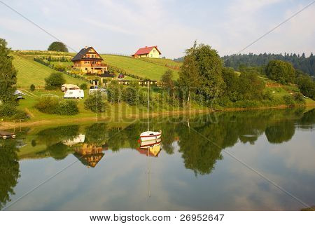 Jezero (Solina v Polsku)