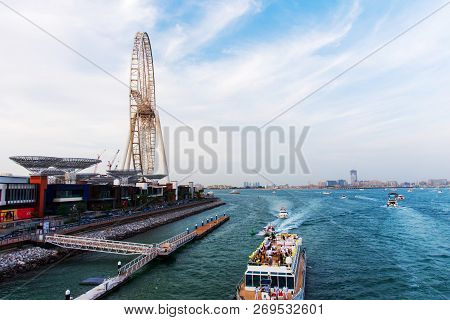 Dubai, United Arab Emirates - November 16, 2018: Ain Dubai Ferris Wheel And Bluewaters Island Newly 