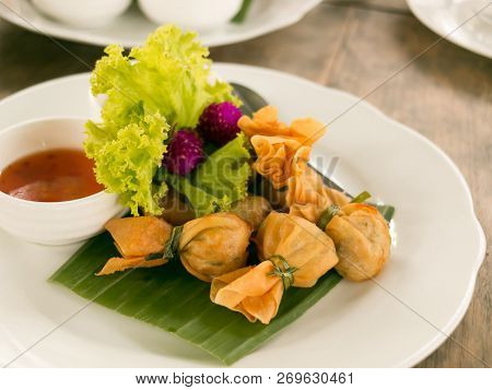 Thung Thong; The Ancient Thai Snack With Auspicious Meaning; The Shape Like A Cloth Wrap Gold, Coin 