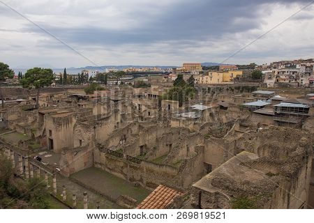 Ercolano,italy - 04 November, 2018.the Ruins Of Herculaneum Excavation In Ercolaono Near Naples, Ita