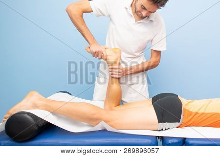 Physiotherapy Practice Tibio-tarsal Mobilization To An Athlete