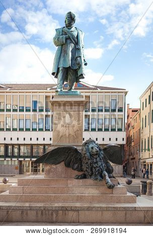 Venice, Italy - October, 08 2017:  Monument Of Daniele Manin (who Was An Italian Patriot, Statesman 