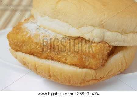 Low Cost Burger Fish Steak On Bamboo Mat