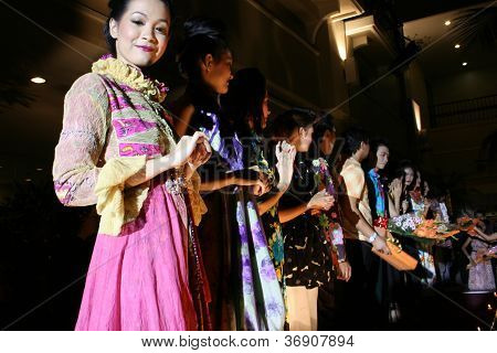 ファッションショー