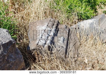 Remains Of Columns In Ruins Of The Greek - Roman City Of The 3rd Century Bc - The 8th Century Ad Hip
