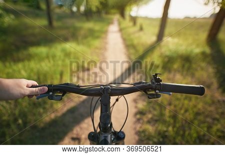 bicycle for one handed person
