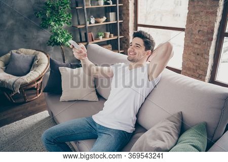 Portrait Of His He Nice Attractive Glad Confident Cheerful Cheery Muscular Virile Guy Resting Switch