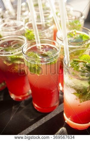 Special  Strawberry Mojito Cocktails On A Tray Ready To Serve At A Cockail Party