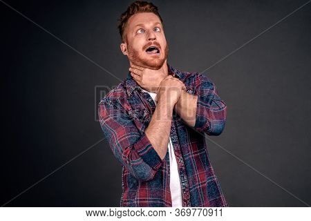 It Is Gonna Chuckle Me. Portrait Of Funny Carefree And Playful Redhead Guy With Bristle, Bending Bac
