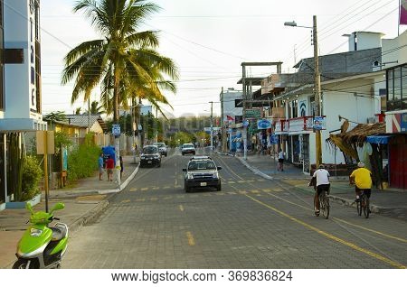 Puerto Ayora, Ecuador - April 26, 2009: Local Traffic On Charles Darwin Avenue