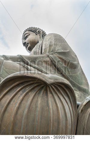 Tian Tan Big Buddha  Statue On Lantau Island, Hong Kong