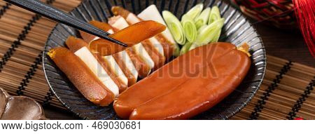 Delicious Fresh Mullet Roe For Chinese Lunar New Year Gift Basket Celebration.