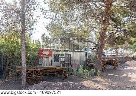 Loxton, South Africa - Sep 2, 2022: A Street Scene, With De Zinkschuur, A Roadstall In Loxton In The