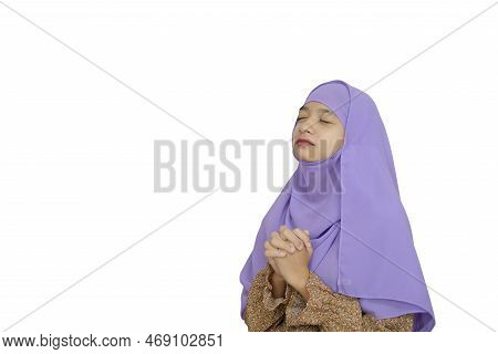 Portrait Young Girl Wear Purpel Hijab On White Background.