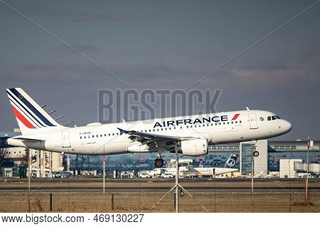 Bucharest, Romania - January 17, 2023: Air France, F-gkxo, Airbus A320-214, Aircraft Lands At Henri 