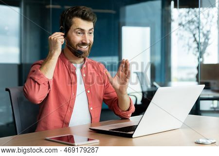 Mature Successful Businessman With Video Call Headset Working Inside Office, Man Consulting Online C
