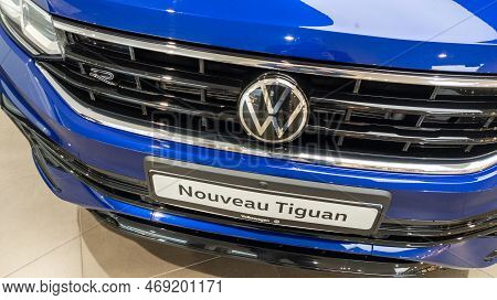 Bordeaux , Aquitaine  France - 01 18 2023 : Volkswagen New Tiguan Allspace Suv Car German Automobile