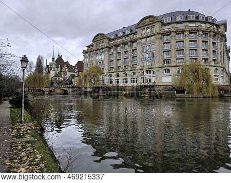 Strasbourg, France - January 5, 2023: On The Quai Saint-Étienne At The Confluence Of The Fort-rempar
