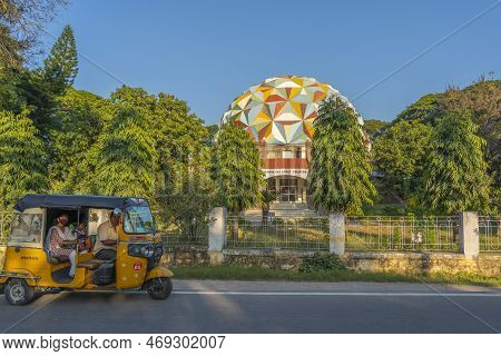 Puttaparthi, Andhra Pradesh, India - January 18, 2023: Yellow Rickshaw Taxis On A Road In Puttaparth