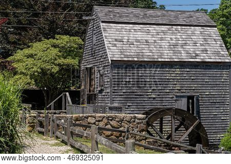 Sandwich, Massachusetts-july 9, 2022: Dexter's Grist Mill Is Located In The Charming Cape Cod Town O