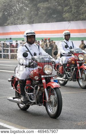 Kolkata Police Sergeant On Motorcycle Preparing For Taking Part In The Upcoming Indian Republic Day