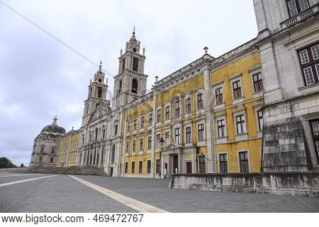 Mafra, Lisbon, Portugal- January 17, 2023: Beautiful Palace-convent And Royal Building Of Mafra