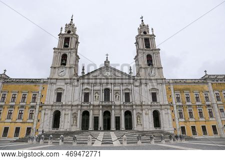 Mafra, Lisbon, Portugal- January 17, 2023: Beautiful Palace-convent And Royal Building Of Mafra